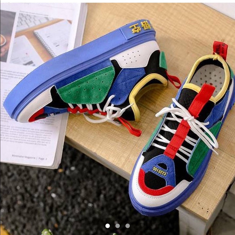 Multicolored sneakers